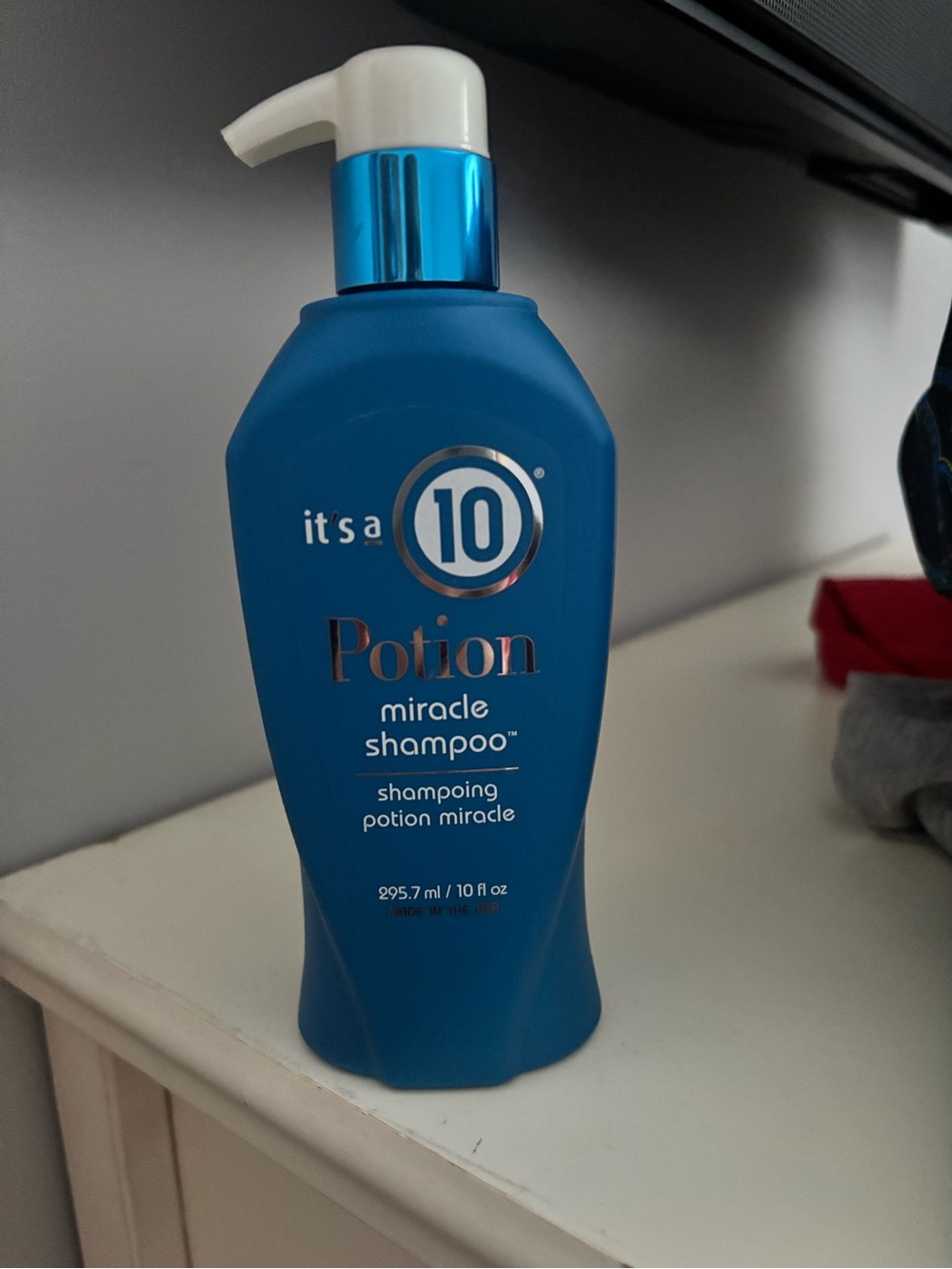 it's a 10 Potion Miracle Shampoo - Blue